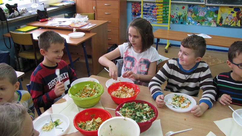 Samo zdrowo  - jesienne surwki w klasie IIa