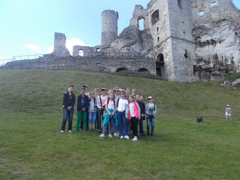 Wycieczka klasy V do Ogrodzieca