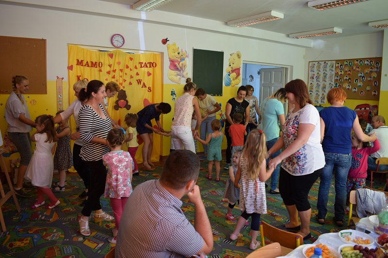 Dzie Rodziny w grupie B. Rogali