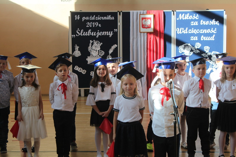 DEN i ślubowanie klas I;14 X 2019
