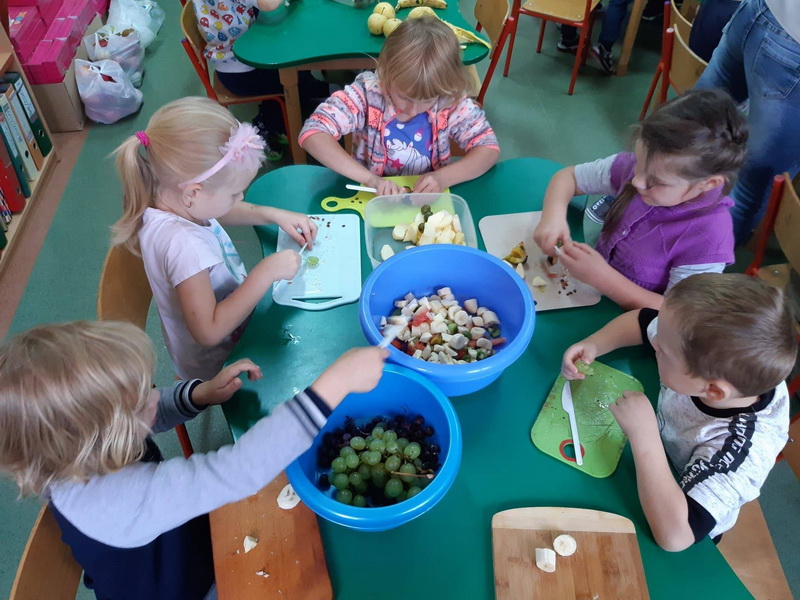 Smaczna i zdrowa sałatka owocowa!
