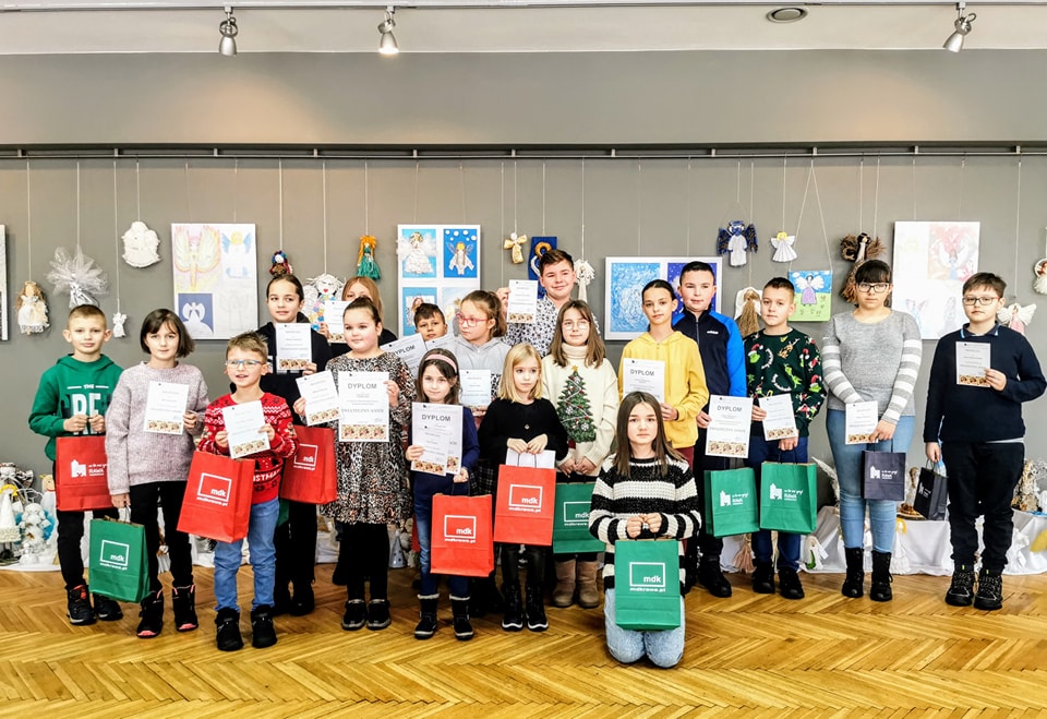 witeczny Anio - wyniki