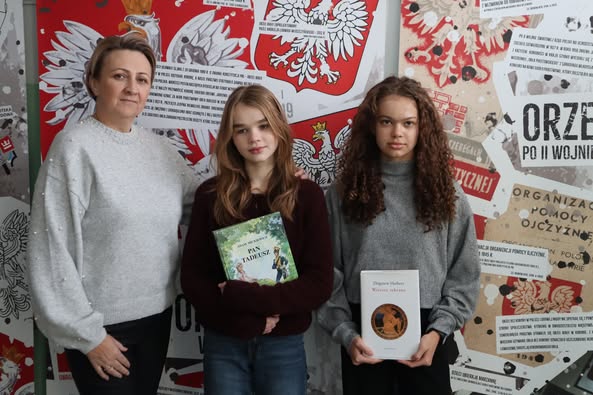 Finalistki WKP z J. Polskiego