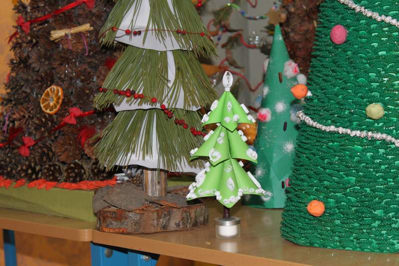 Choinki na konkurs MDKu